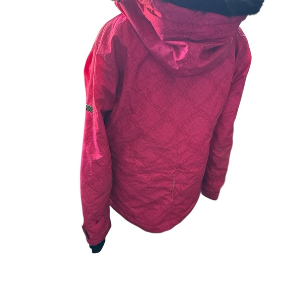 Body Glove Pink and Black Snow Jacket Women’s size Medium with Faux Fur Hood - Picture 3 of 16